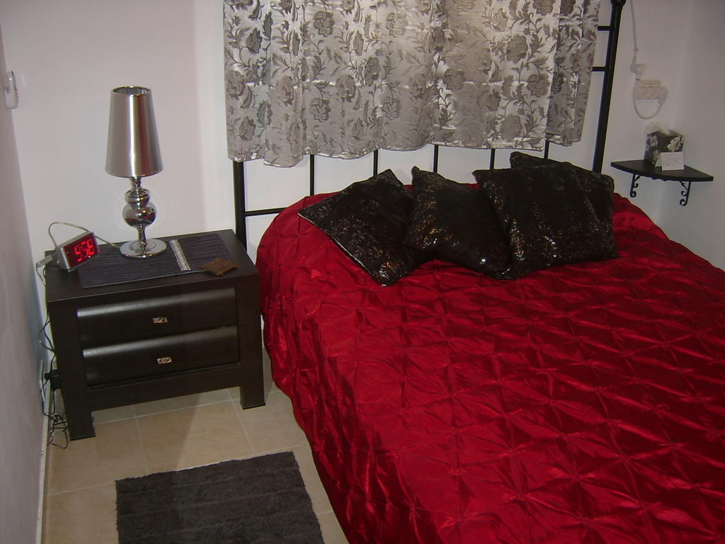 Jerusalem Hills Inn Abu Ghaush Стая снимка