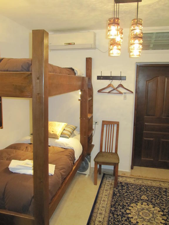 Jerusalem Hills Inn Abu Ghaush Стая снимка